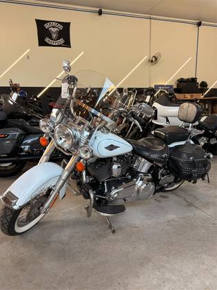 HARLEY-DAVIDSON SOFTAIL HERITAGE CLASSIC 
